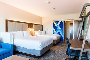 Holiday Inn Express & Suites Madison by IHG