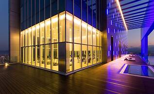 THE FACE Suites Hotel