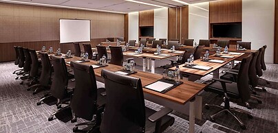 Royal Tulip Gunung Geulis Resort and Golf