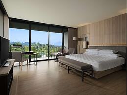 Royal Tulip Gunung Geulis Resort and Golf