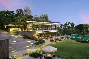 Royal Tulip Gunung Geulis Resort and Golf