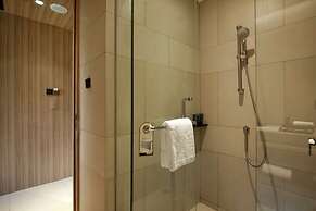 Royal Tulip Gunung Geulis Resort and Golf