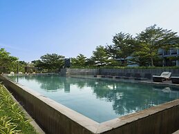 Royal Tulip Gunung Geulis Resort and Golf