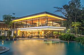 Royal Tulip Gunung Geulis Resort and Golf