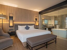 Royal Tulip Gunung Geulis Resort and Golf