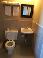 Reddy Inn and Suites