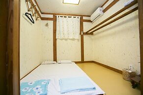 Bukchonmaru Hanok Guesthouse