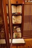 Bukchonmaru Hanok Guesthouse