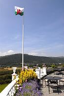 Plas Maenan Country House