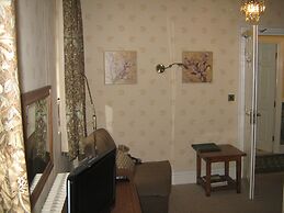 Plas Maenan Country House