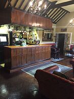 Plas Maenan Country House