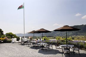 Plas Maenan Country House