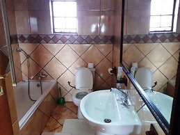 Acre of Africa Guest Venue