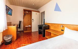 Hotel Nehrener Hof