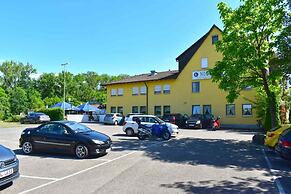 Hotel Nehrener Hof