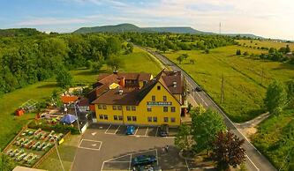 Hotel Nehrener Hof