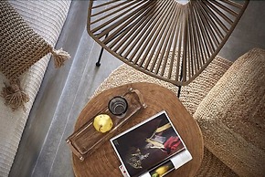 Delmar Apartments & Suites - Delmar Collection