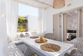 Delmar Apartments & Suites - Delmar Collection