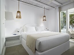 Delmar Apartments & Suites - Delmar Collection