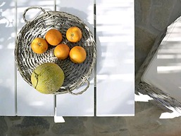 Delmar Apartments & Suites - Delmar Collection