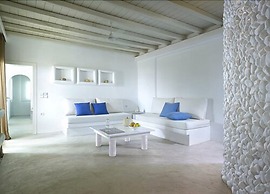 Delmar Apartments & Suites - Delmar Collection