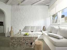 Delmar Apartments & Suites - Delmar Collection