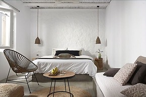 Delmar Apartments & Suites - Delmar Collection