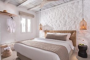 Delmar Apartments & Suites - Delmar Collection