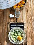 Delmar Apartments & Suites - Delmar Collection