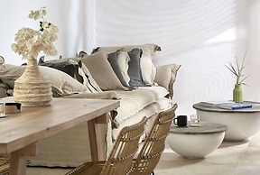 Delmar Apartments & Suites - Delmar Collection