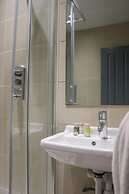 Longridge Road Apartments