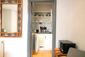 Longridge Road Apartments