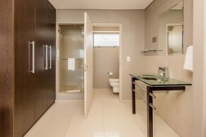 Infinity Self-Catering Apartments