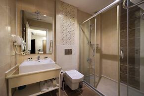 Golf Royal İstanbul Residence