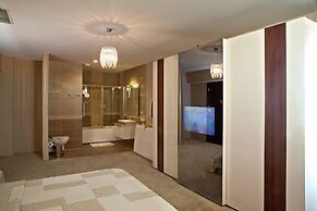 Golf Royal İstanbul Residence