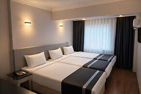 Peak Star Hotel