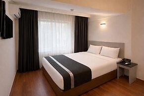 Peak Star Hotel