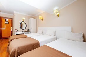 Peak Star Hotel