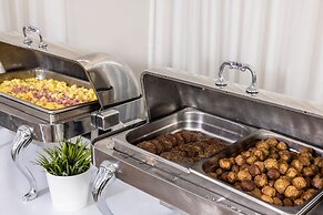 Magic Moment Resort & Kids Club, Dazzler Select by Wyndham