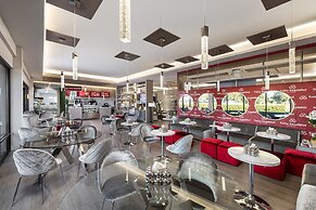 Magic Moment Resort & Kids Club, Dazzler Select by Wyndham