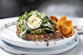 Magic Moment Resort & Kids Club, Dazzler Select by Wyndham