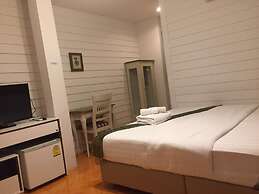 Ban Thungdang Boutique Hotel