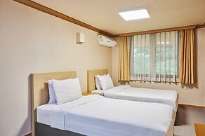 Osaek Greenyard Hotel