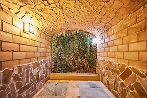 Osaek Greenyard Hotel