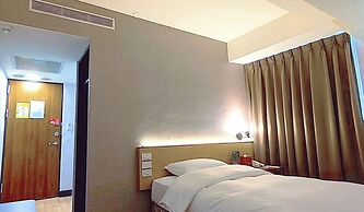 New World Hotel