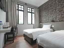 The Noble Hotel