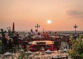 Pakse Hotel & Restaurant