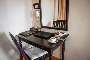 Pakse Hotel & Restaurant