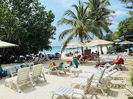 Bella Vista Beach Resort Koh Lipe