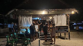 Bella Vista Beach Resort Koh Lipe